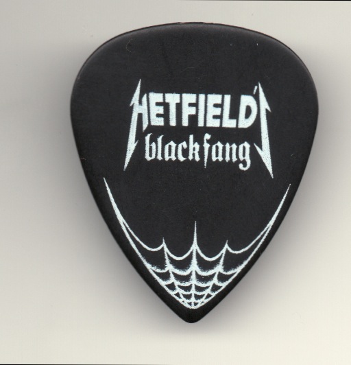 black_fang_pick_back